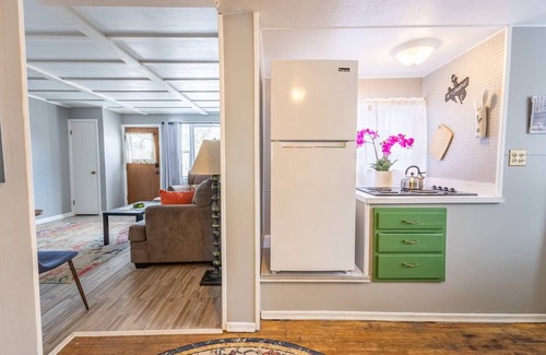 Laramie House | Rustic 2 Bedroom Boho Apartment