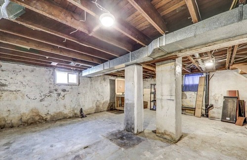 Durham Region House | Rustic 4 bedroom fully renovated home in Oshawa