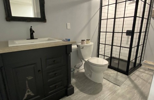 York - Haig House | Rustic and spacious unit near the Falls