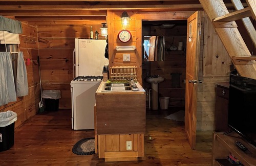 Boscobel Cabin | Rustic Cabin at Crooked Creek