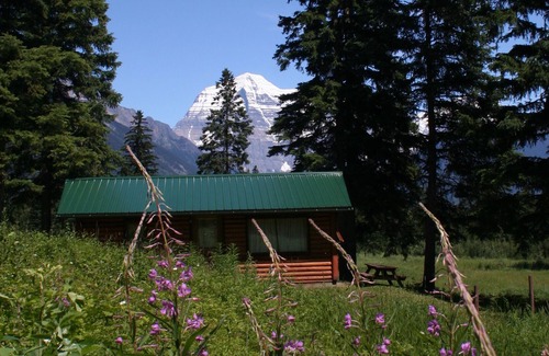 Regional District of Fraser-Fort George Cabin | Rustic cabin in the Canadian Rockies!