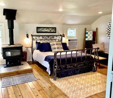 Janesville House | Rustic Cabin River Retreat!