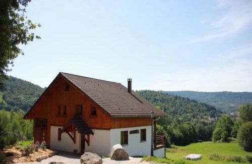 Le Thillot Ski Chalet | Rustic Chalet for Families