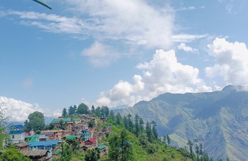 Chakrata House | Rustic Charm , Deodar Room with Mountain Vibes.
