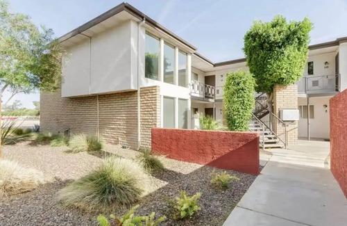 Security Acres House | Rustic Charm in Old Town Scottsdale