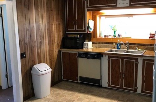 Lewis House | Rustic Country Homestead located in beautiful Dolores, CO *air conditioned*