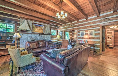 Dover House | Rustic Dover Retreat with Porch - Walk to Boat Ramp!