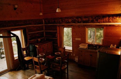Columbia Valley Ski Chalet | Rustic Dream Cabin at Beaverfoot