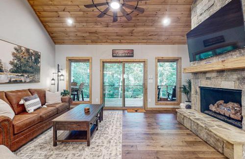 Ellijay House | Rustic Elegance of Ellijay