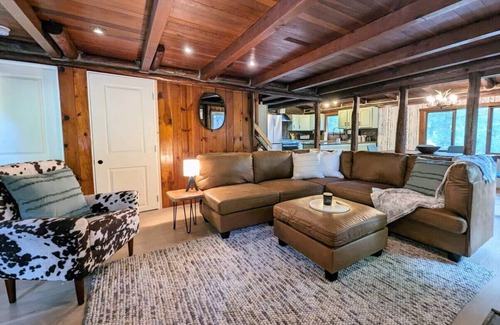 Hewitt Cabin | Rustic Escape in Greenwood Lake
