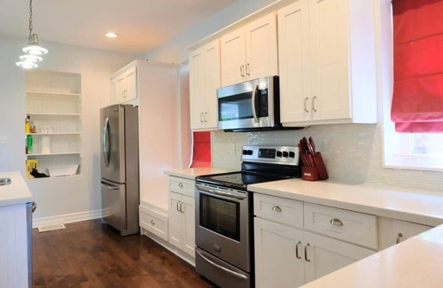 Erin Other | Rustic Farmhouse Oasis Near Downtown Guelph, Surrounded by Nature