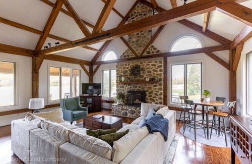 Hood Other | Rustic Farmhouse on Large Farm with Mountain & River Views