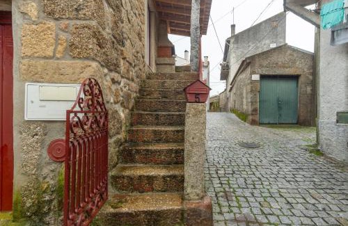 Gouveia House | Rustic Getaway in Guarda