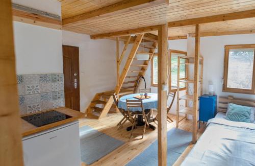Balatonkenese House | Rustic&Green Guesthouse for 6 people FREE AIRCONDITIONER FREE COFFEE FREE PARKING