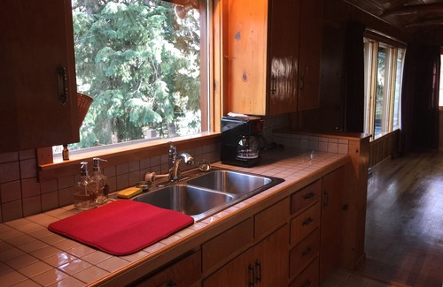 Green Mountain Falls Cabin | Rustic Historic Mountain Cabin by Pikes Peak.