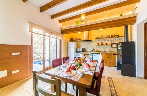 Sa Pobla Ski Chalet | Rustic house Cal Tio with pool in Mallorca
