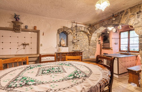 Kras House | Rustic House Luin, Štanjel, Slovenia