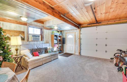 Arcade Apartment | Rustic Jefferson Retreat with Fire Pit Near Athens!