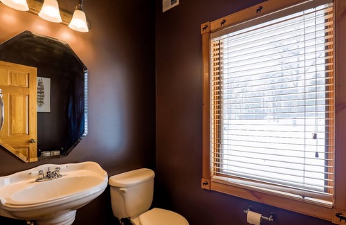 Walker Cabin | Rustic Lodge on Leech Lake, minutes from Walker!