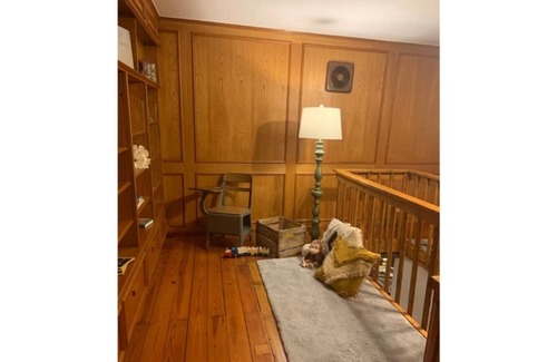Blossom House | Rustic log cabin in 20 acres of woods.