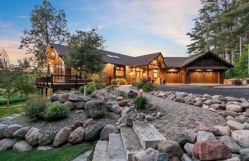 Breezy Point Cabin | Rustic Luxurious Lakehouse on Expansive Private Shoreline of Ossawinnamakee Lake