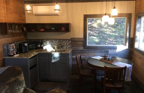 Hamilton Cottage | Rustic luxury deep in the heart of Texas