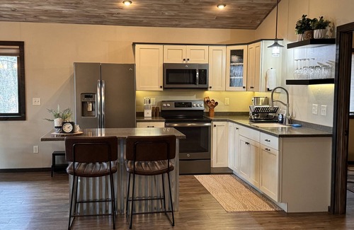 LaPorte Cabin | Rustic Luxury In This Cozy Cabin - LakeFun & UpNorth Vibes - Just Step Outside.