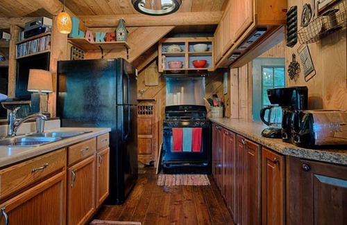 Nancy Cabin | Rustic Luxury Lakefront Cabin in Beautiful Wooded Surroundings