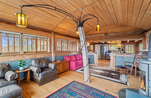 Ithaca Cabin | Rustic Luxury Near Ithaca: Private, peaceful, Beautiful views