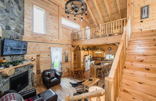 South Bruce Peninsula House | Rustic Luxury Saw N' Logzzz Cabin Getaway