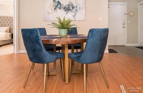 East Kootenay Apartment | Rustic Modern 2 Bed 2 Bath with Lakeview Pool and Hot Tub