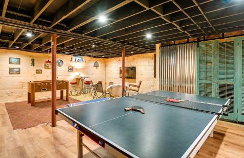 North Creek House | Rustic North Creek Getaway about 4 Mi to Gore Mtn!