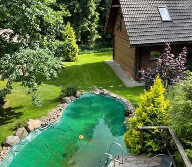 Gratiskes House | Rustic private Cabin in woods w/Sauna & Pool