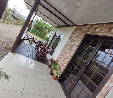 La Fortuna House | Rustic Ranch