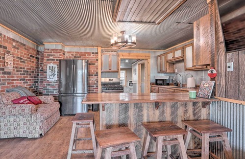Flemington Cabin | Rustic Retreat - Steps to Pomme De Terre Lake