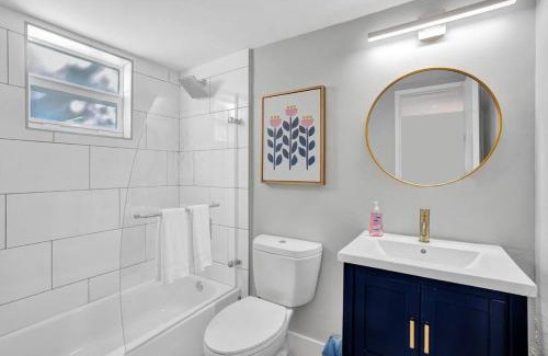 Poinciana Park Apartment | Rustic Retreats Cozy 1BR For 4 Guests Minutes From Las Olas