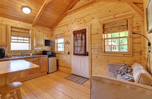 Dayton Hotel | Rustic Ridge Cabins, Charming Retreat (3 Options!)