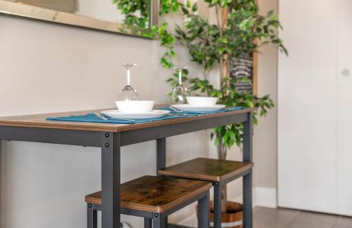 Downtown Edmonton Apartment | Rustic & Rogers Place, Free Parking!