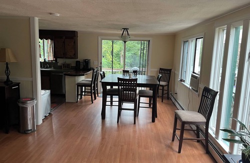 Birch Hill House | Rustic ski chalet in the heart of North Conway off West Side Road