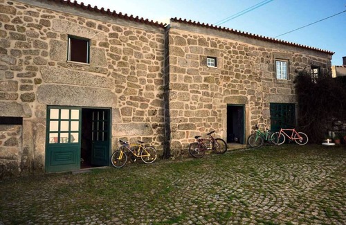 Vila Ruiva Cottage | Rustic Terrace2 Bedrooms Farm House