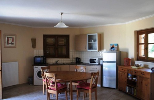 Vournikas Villa | Rustic Villa With Breathtaking Views of Sea & Valley