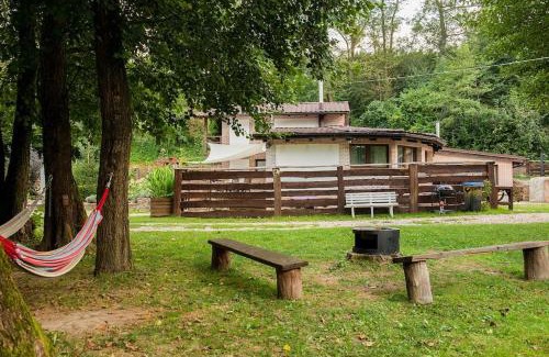 Nemsova Ski Chalet | Rustikálna chalúpka pri jazere