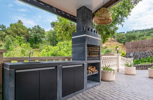 Macanet de la Selva House | RUSTIK LUX, WITH POOL, IN FULL NATURE, CAPACITY FOR 16/18 PEOPLE