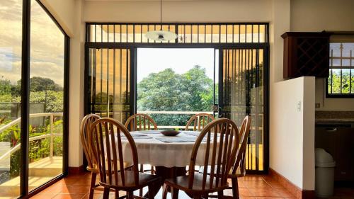Alajuela Bed & Breakfast | Ruta Verde BB