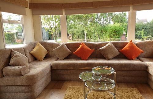 Pontesbury Other | Ruth's Rest Country Retreat with private Hot Tub