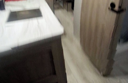 Redwood House | RV 5 min to San Marcos river/4min to c s r hospital
