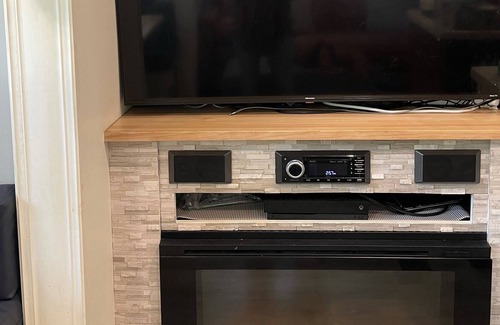 Lakebay House | RV by the lake with hot tub and kayaks