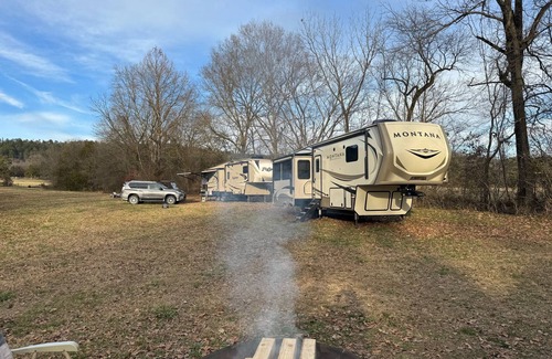 Centerville RV Rental | RV site at the base of Petit Jean Mountain for the 2024 Total Eclipse