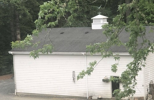 Cottage Grove RV Rental | RV site with Full hookups 30 day minimum.