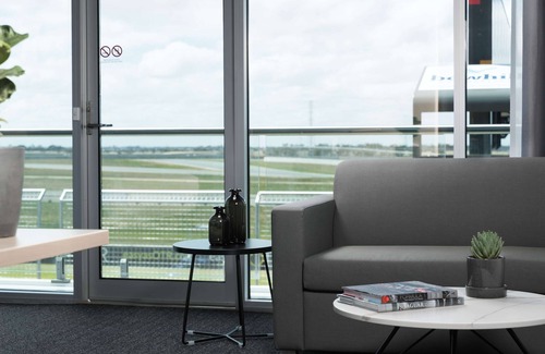 Seymour Hotel | Rydges Pit Lane Hotel